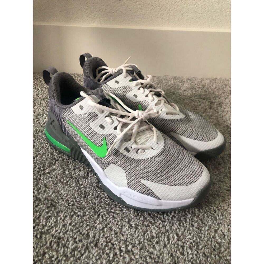NIKE Men's Air Max Alpha Trainer 5 Sneaker Size 9.5